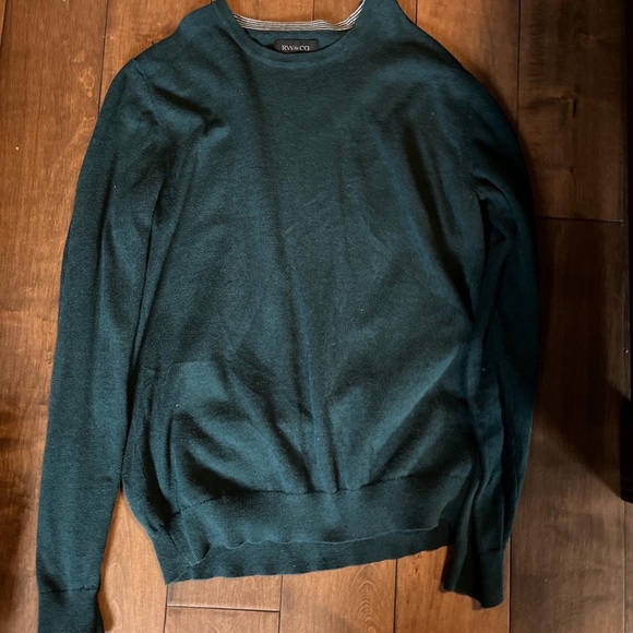 warm sweater - Picture 3 of 3